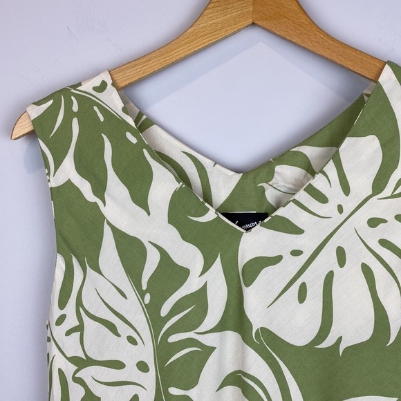 SHANNON Marie • Hawaii Monstera Midi Dress - Picture 7 of 11